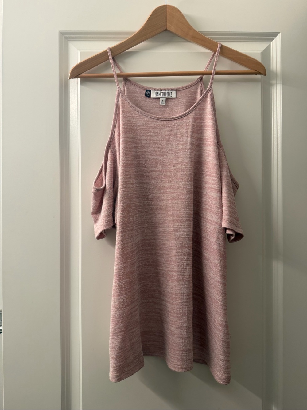 Jennifer Lopez Pink Cold-Shoulder Short Sleeve Tee